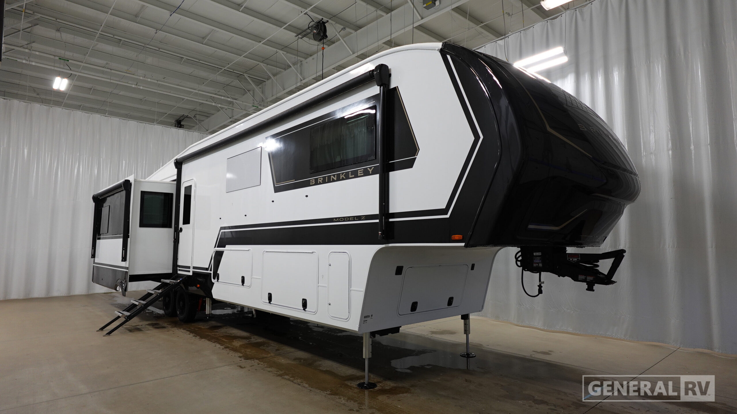 2026 Brinkley MODEL Z 3610 in north canton OH