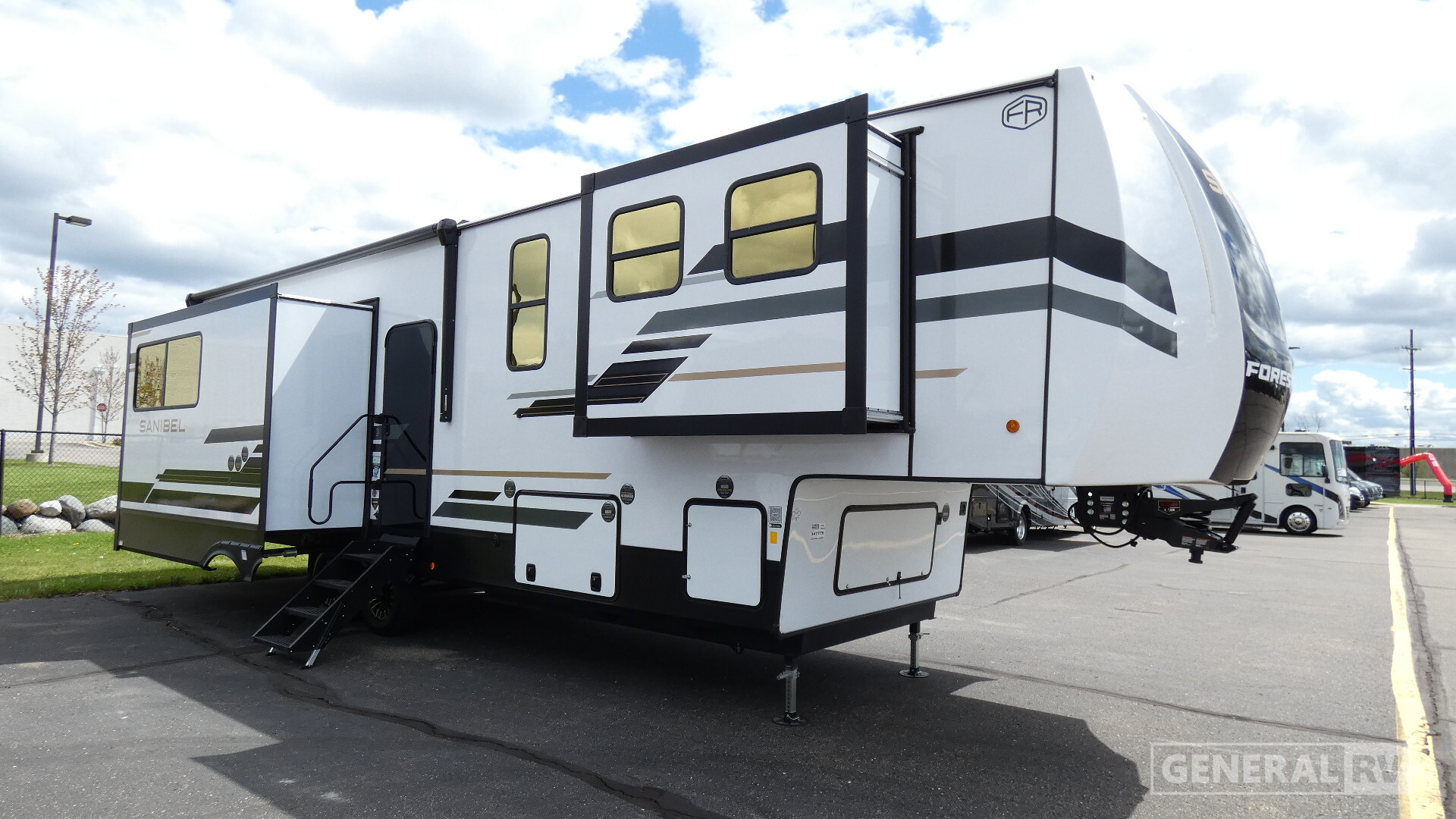 2026 Prime Time Rv SANIBEL 34LOUNGE in wixom MI