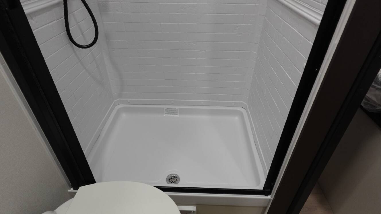 A photo of this 2026 Grand Design MOMENTUM 25G