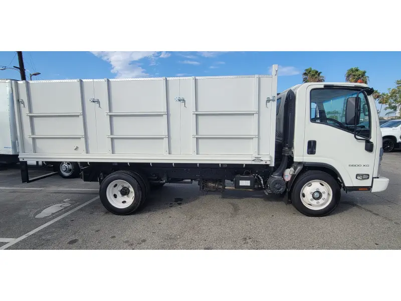 2025 CHEVROLET LCF 5500XG