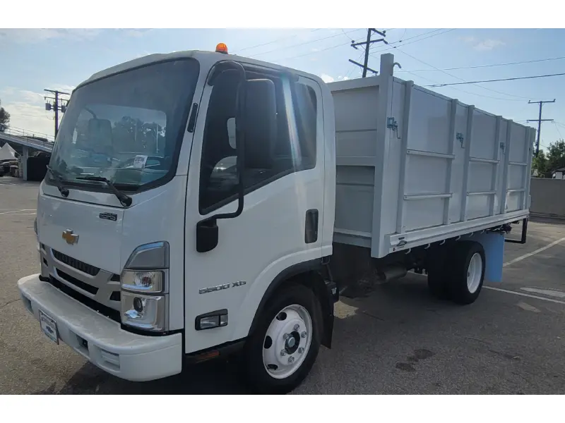 2025 CHEVROLET LCF 5500XG 