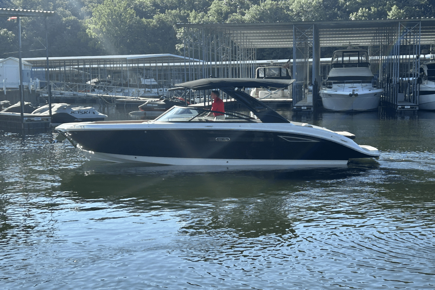 2025 Sea Ray SDX 270 in monkey island OK