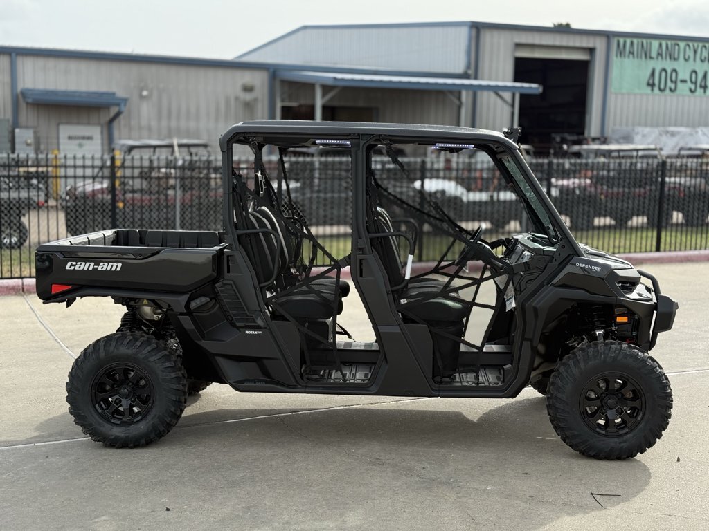 2026 Can-Am SSV DEF MAX XT 65 HD11 BK 26 XT HD11 XT HD11 in Houston, TX