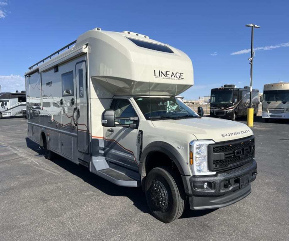 2027 Grand Design LINEAGE SERIES F 31ZW-FBP in albuquerque NM