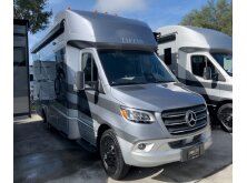 2027 Tiffin Motorhomes Wayfarer 25XLW Review image