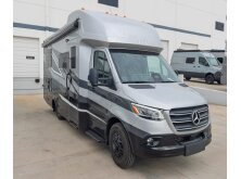 2027 Tiffin Motorhomes Wayfarer 25XLW Review image
