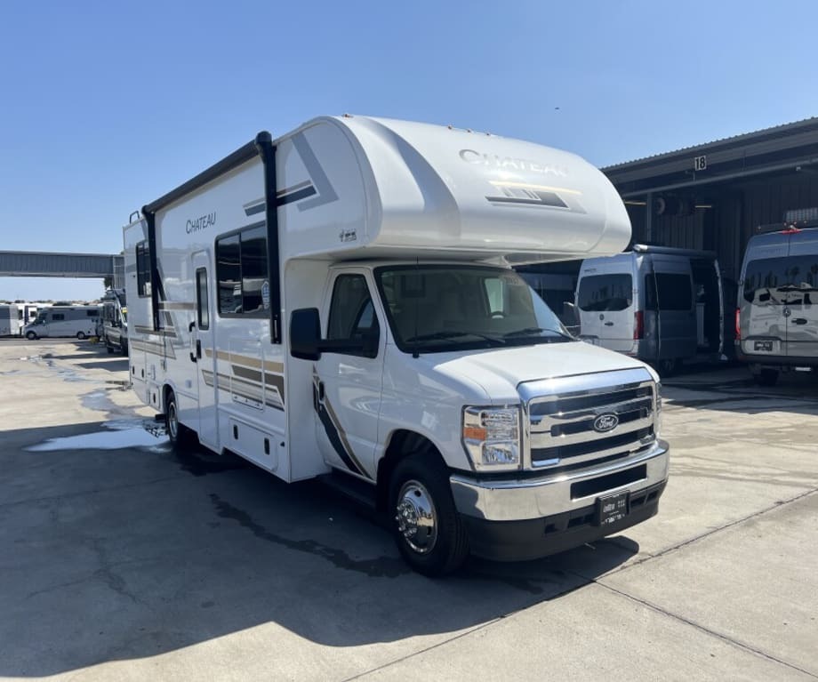 2027 Thor Motor Coach CHATEAU 28Z in san diego CA