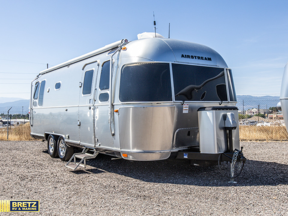 2017 Airstream Flying Cloud 26U Twin in missoula MT