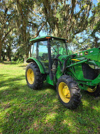 2015 John Deere 5085E in Thomasville, GA