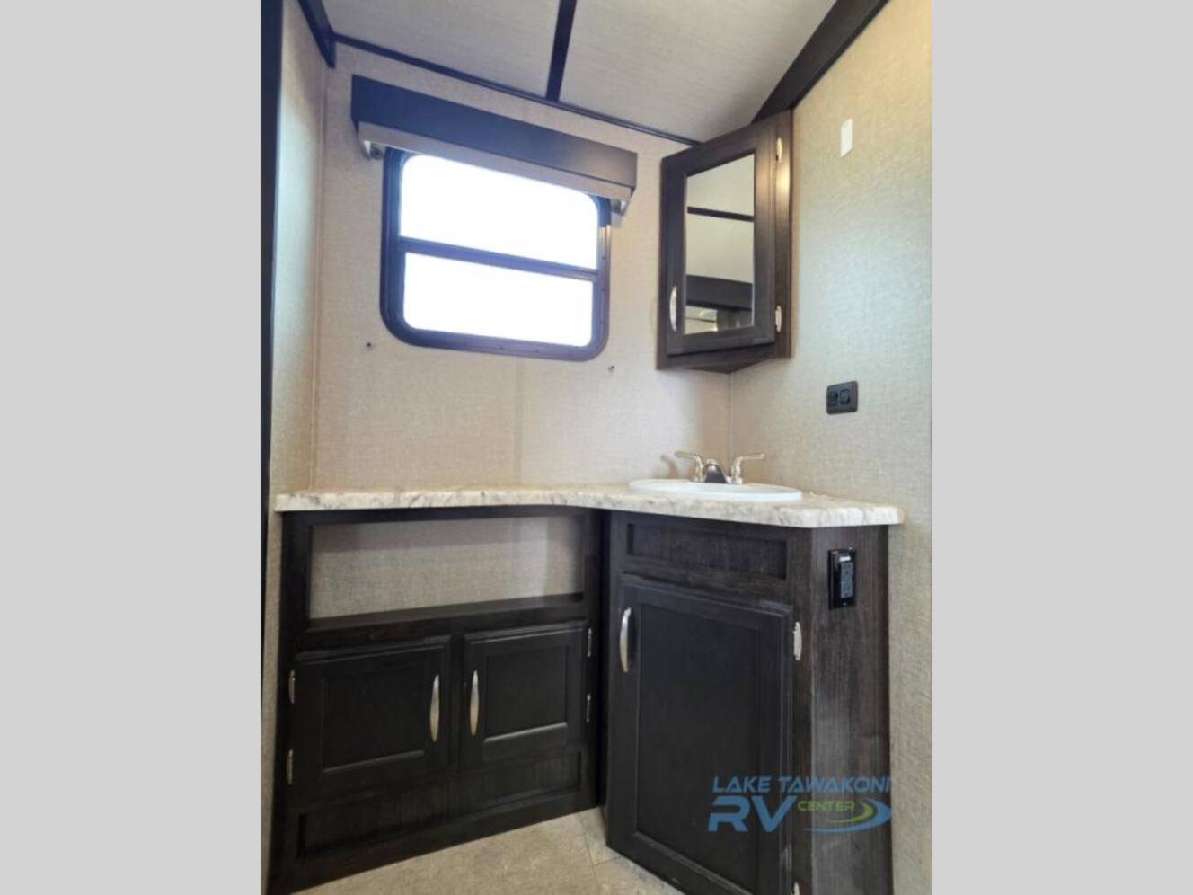 A photo of this 2020 Grand Design Imagine 2500RL