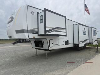 2026 FOREST RIVER SABRE 38RVHUNTER