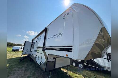 2027 Forest River Rv Wildwood Heritage Glen 380WDR in columbia city IN