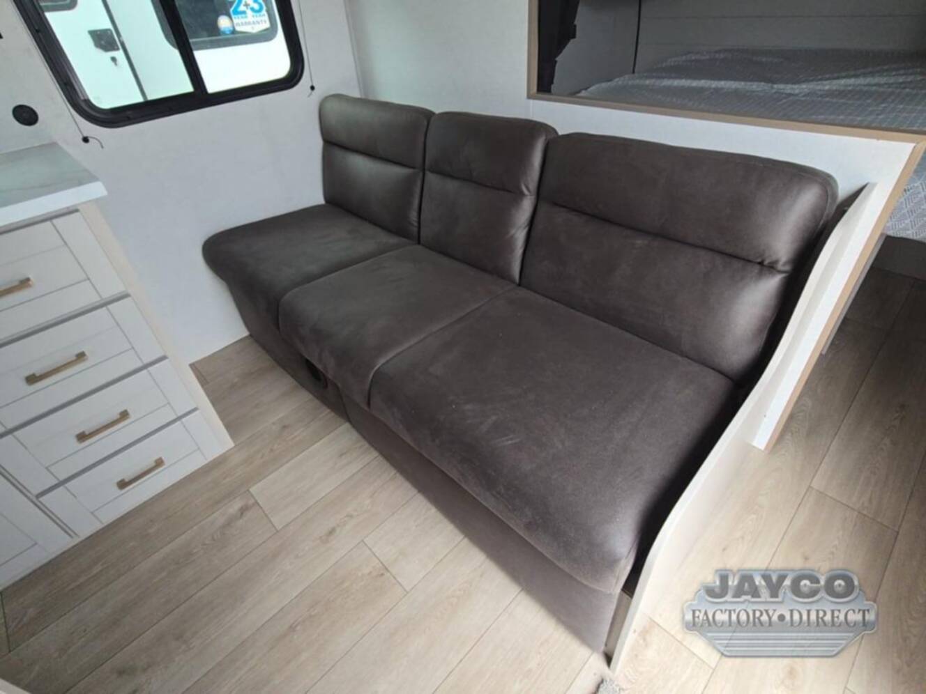 A photo of this 2027 Jayco Jay Flight 260BHW