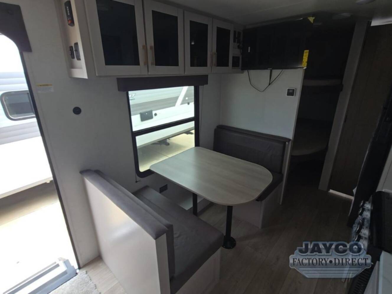 A photo of this 2027 Jayco Jay Flight 260BHW