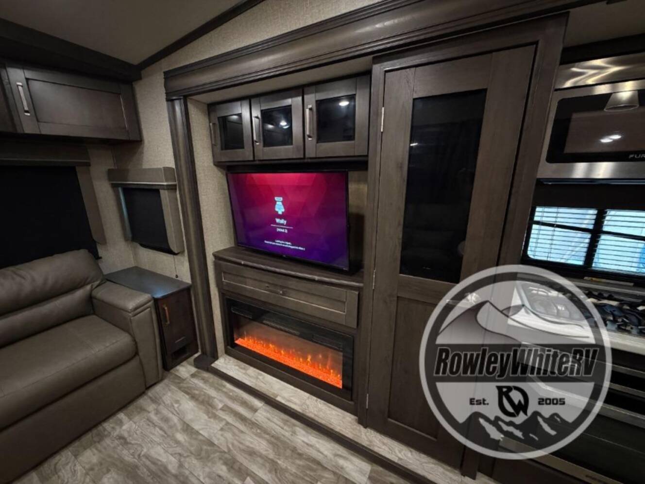 A photo of this 2021 Grand Design Reflection 303RLS