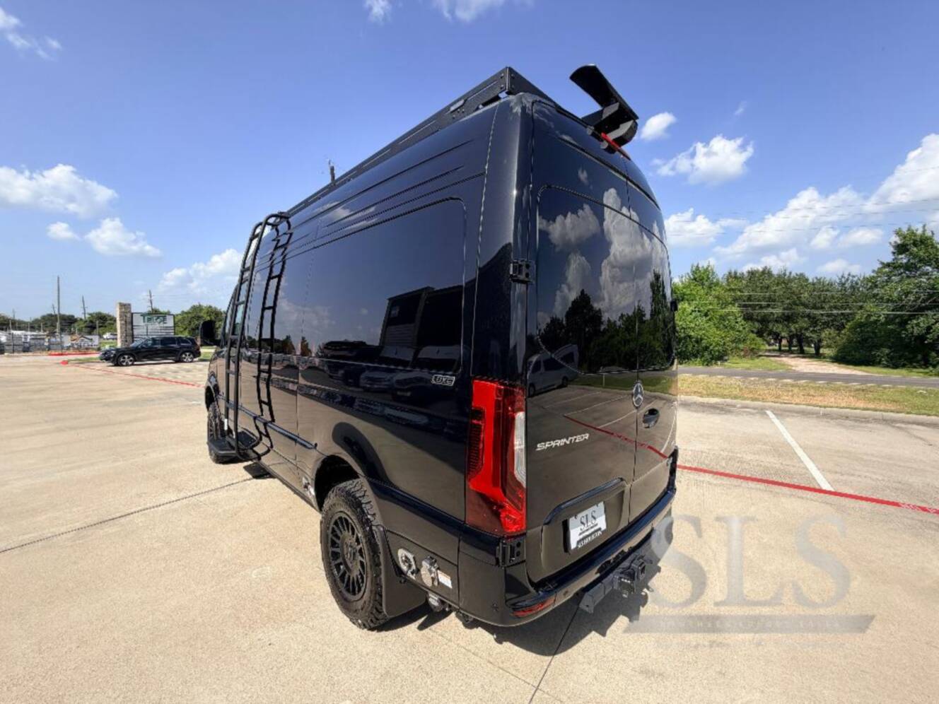 A photo of this 2027 Midwest Automotive Designs Luxe Cruiser D4 AWD