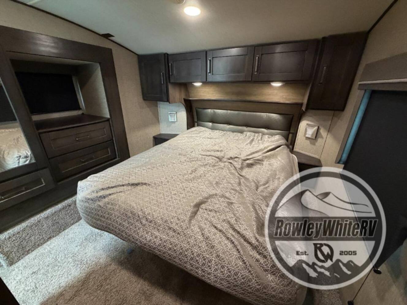 A photo of this 2021 Grand Design Reflection 303RLS