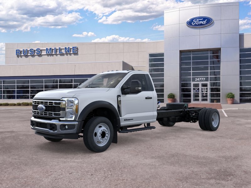 2025 FORD F450 in Macomb, MI
