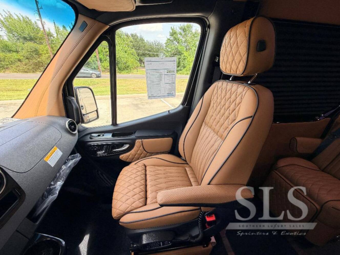 A photo of this 2027 Midwest Automotive Designs Luxe Cruiser D4 AWD