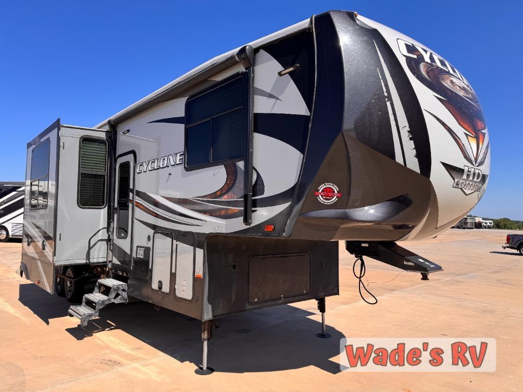 2017 Heartland Cyclone 3513JM in glenpool OK