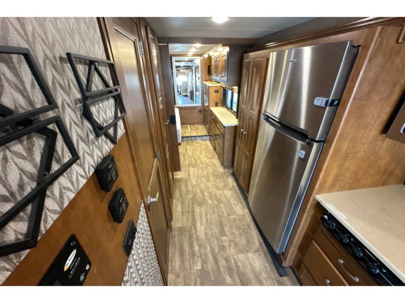 A photo of this 2015 Thor Motor Coach Palazzo 35.1