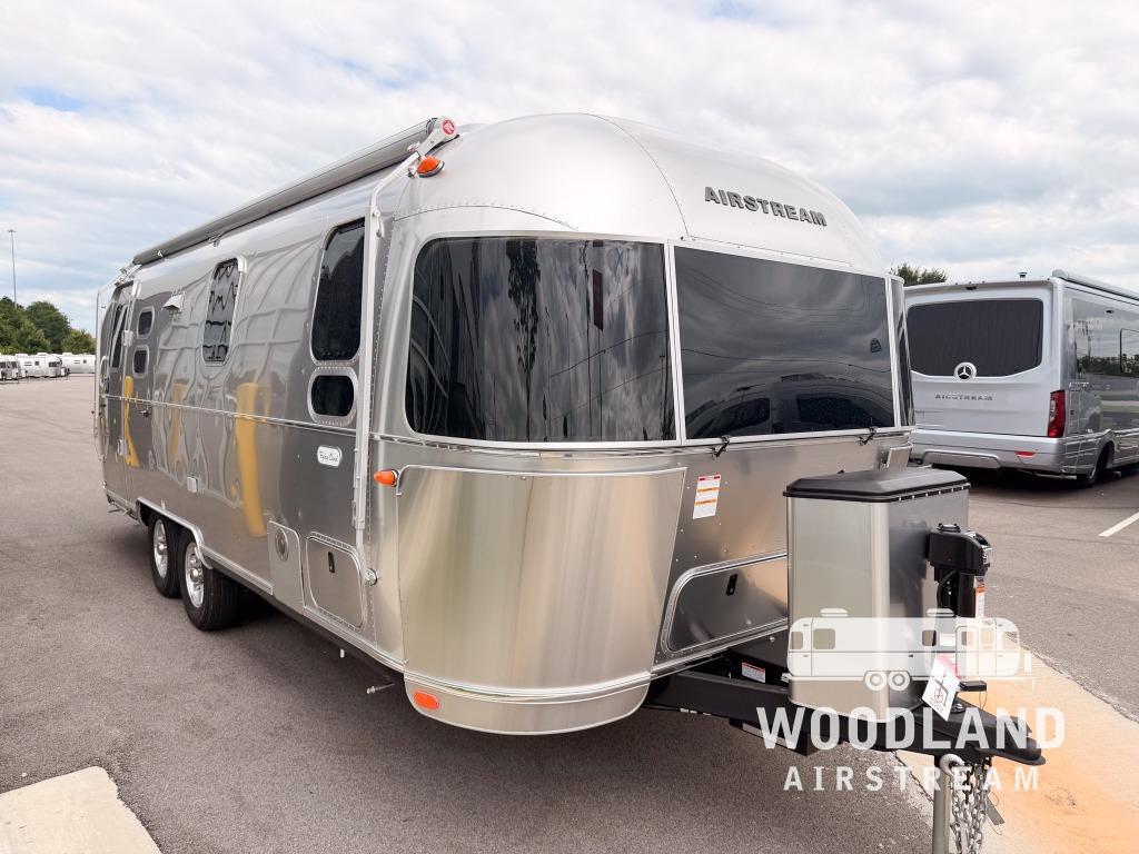 2027 Airstream Flying Cloud 25FB Twin in georgetown KY