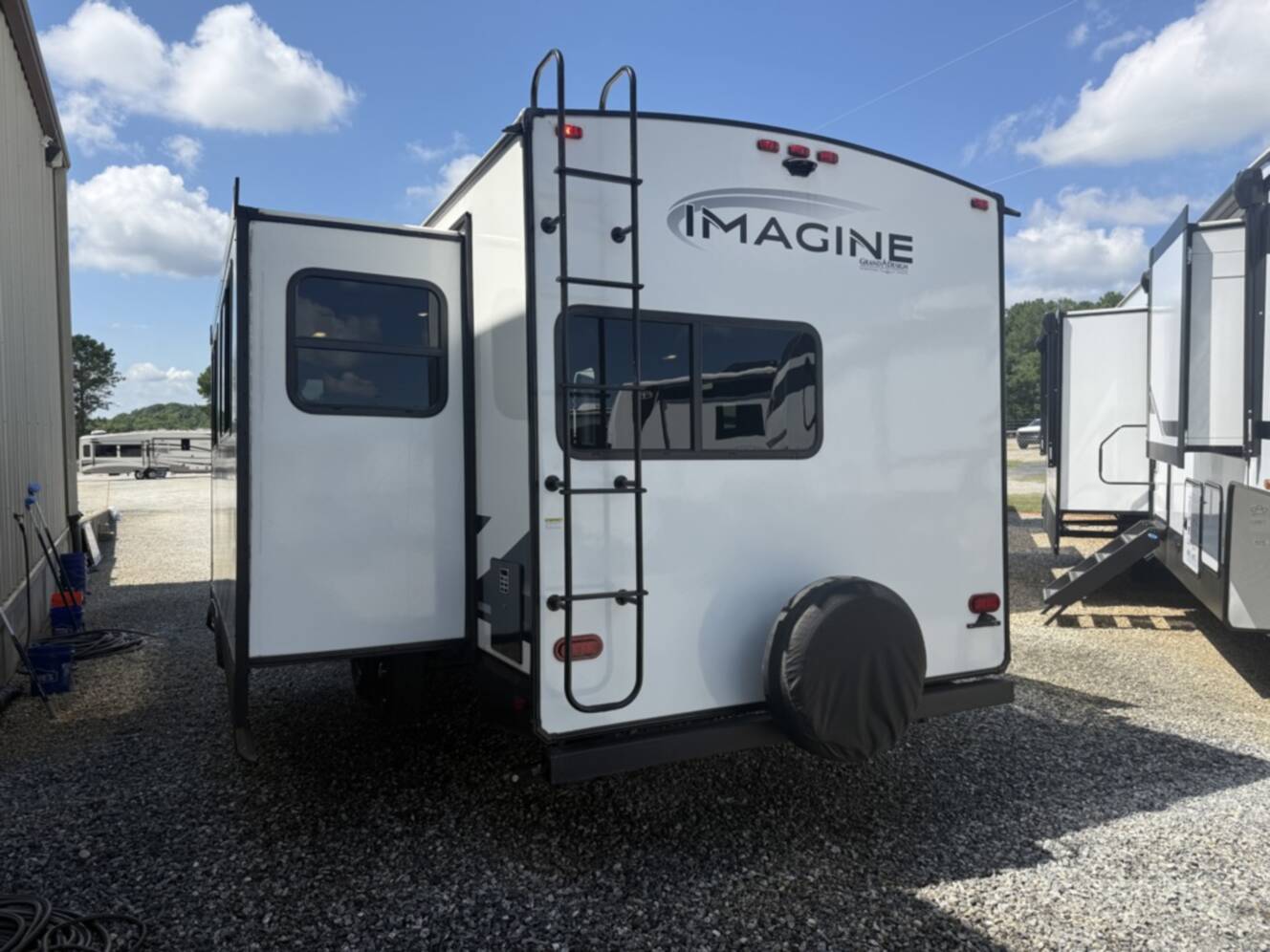 A photo of this 2022 Grand Design Imagine 2670 MK