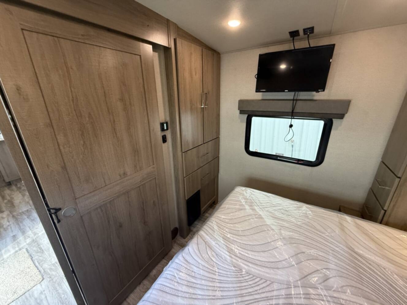 A photo of this 2022 Grand Design Imagine 2670 MK