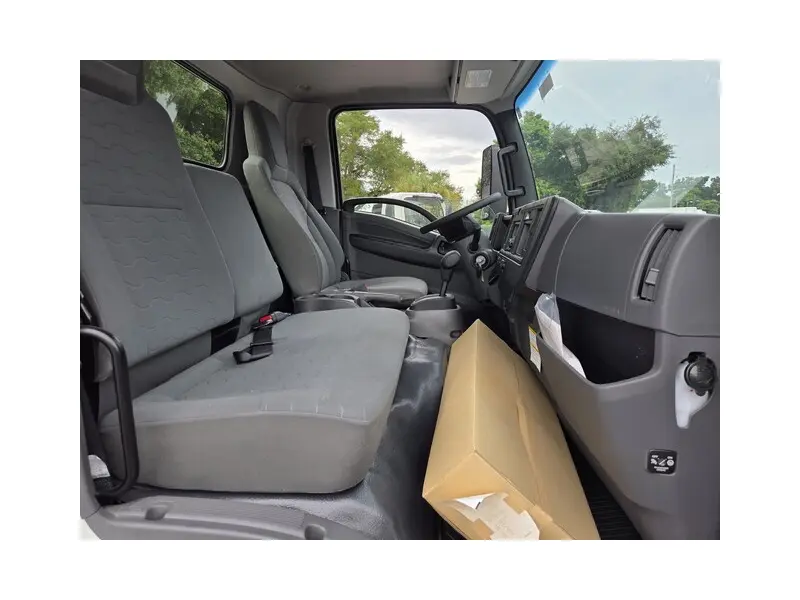 2027 ISUZU NRR