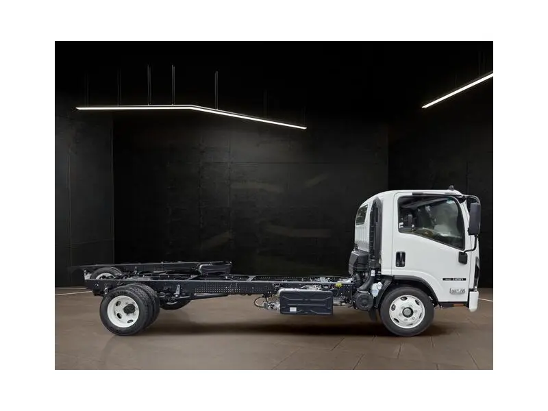 2027 ISUZU NRR