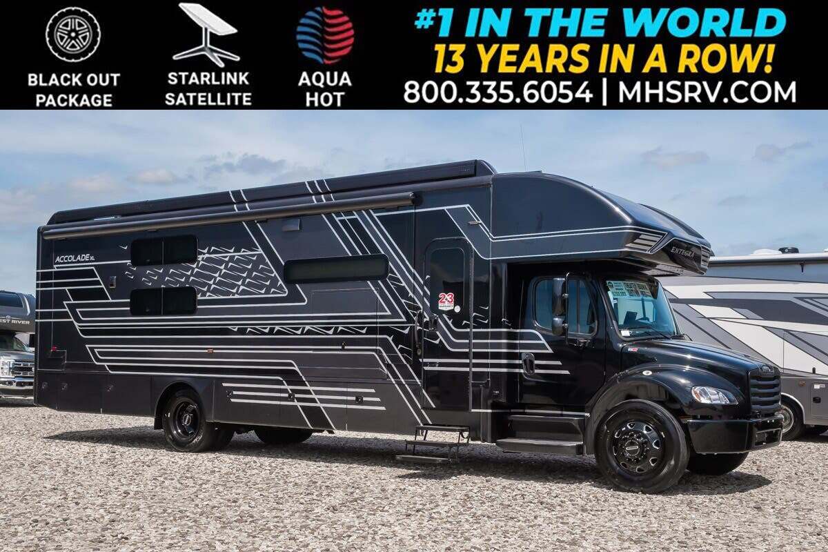 2026 Entegra Coach Accolade XL 37L RV