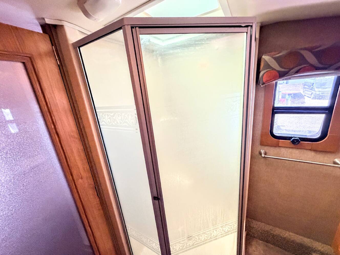 A photo of this 2014 Peterson EXCEL 37IKF