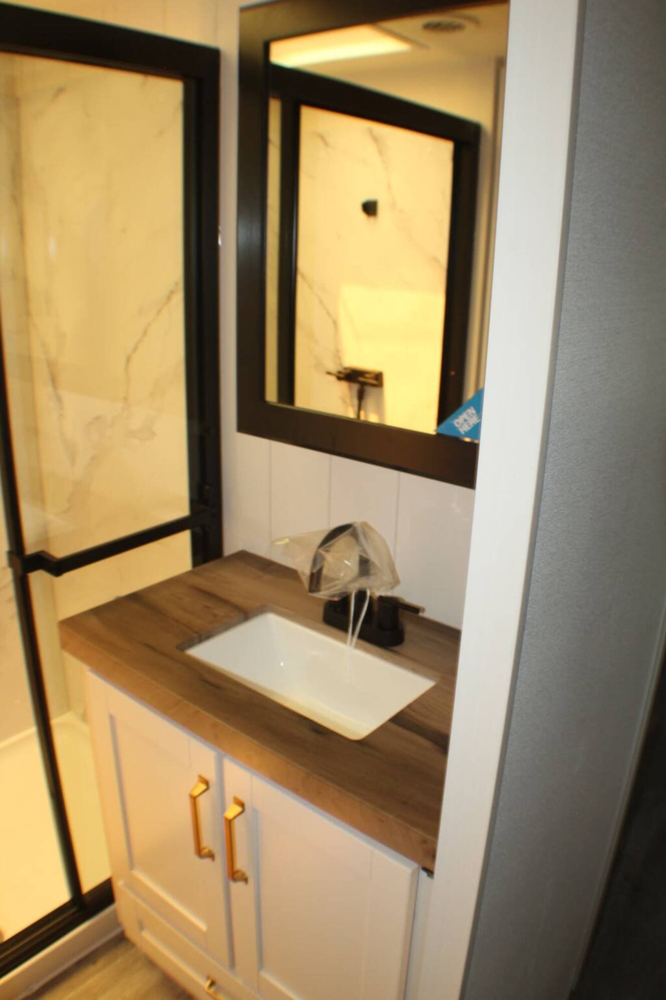 A photo of this 2027 Jayco Eagle 321RSTS