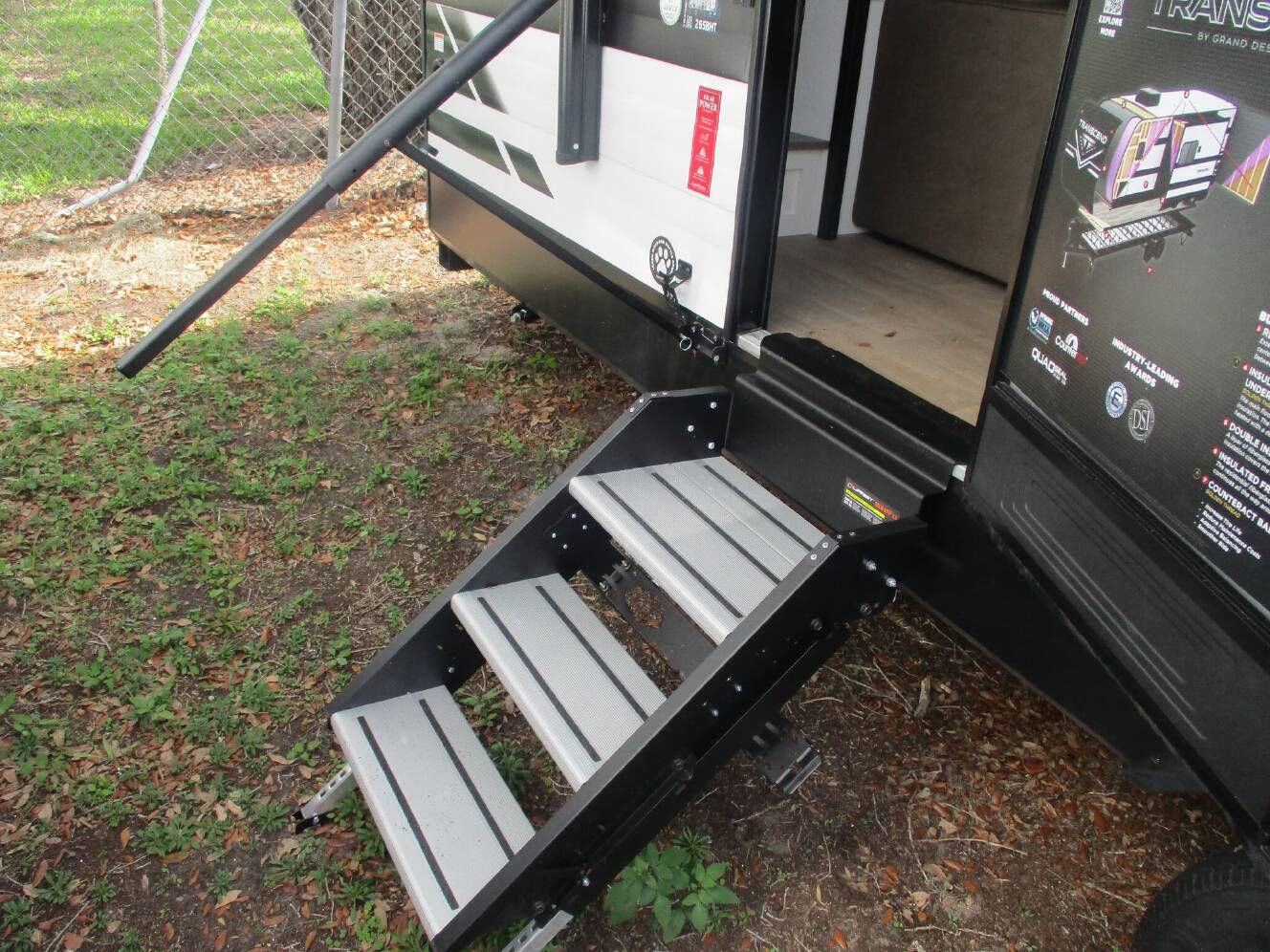 A photo of this 2027 Grand Design Transcend 265BHT