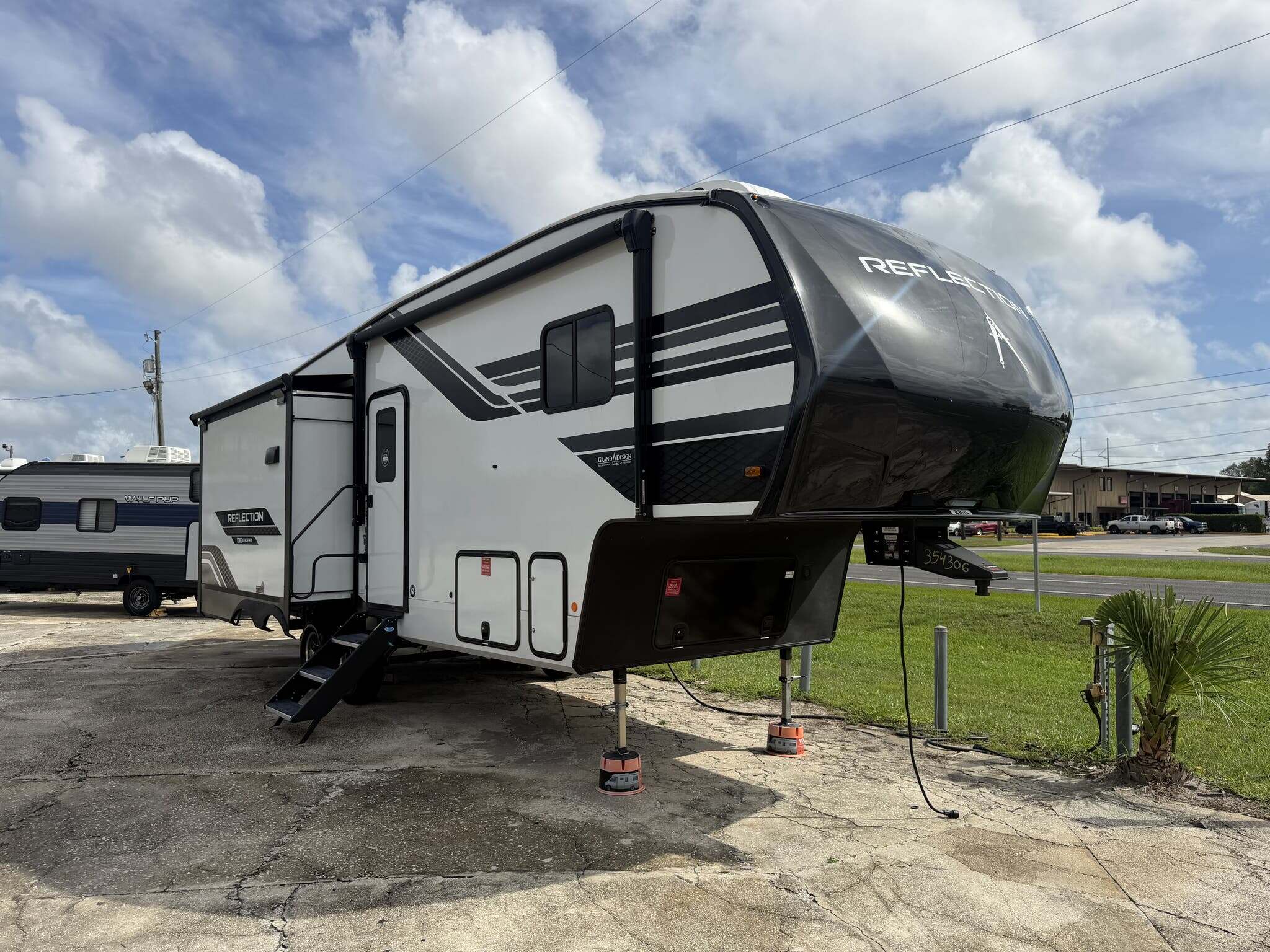 2026 Grand Design Reflection 100 Series 28RL RV