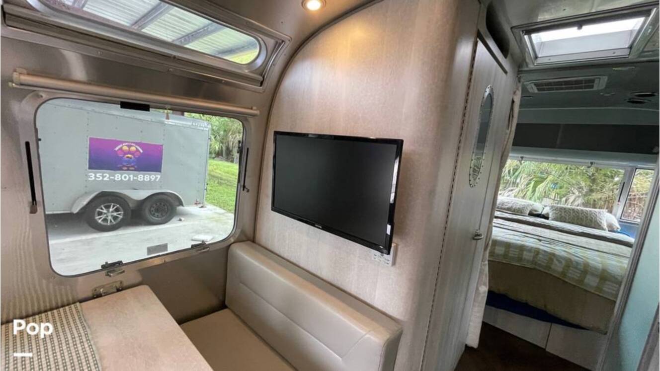 A photo of this 2024 Airstream International 28RB
