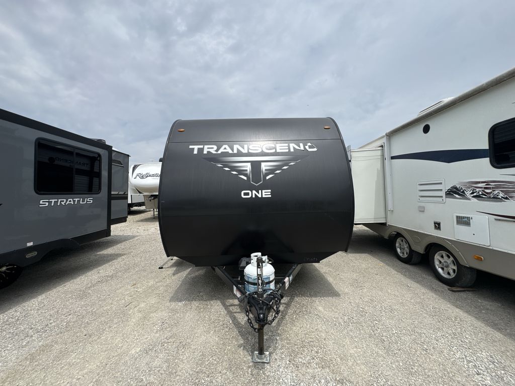 2025 Grand Design Transcend One 151RB in grain valley MO