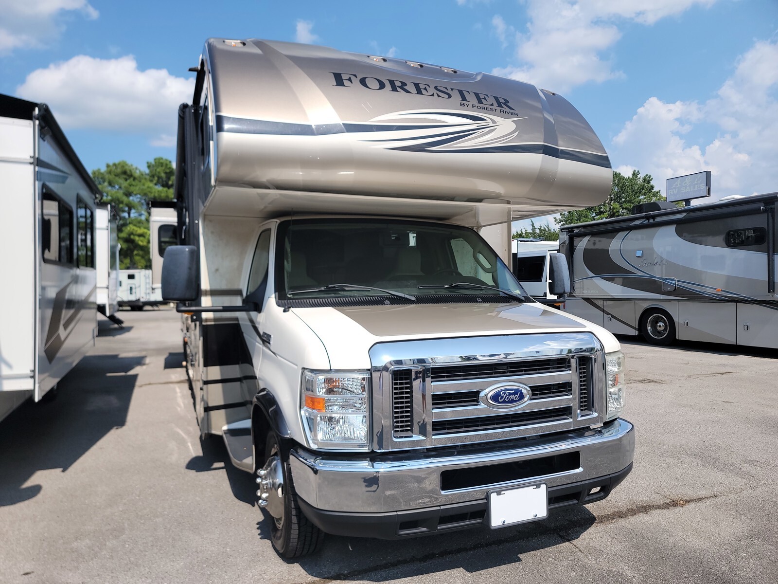 2016 Forest River Forester 3011DS in christiana TN