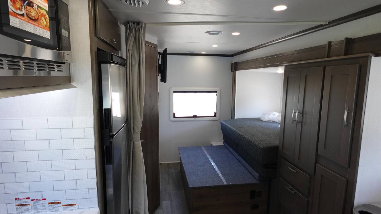 A photo of this 2026 Dynamax ISATA 3 24FW