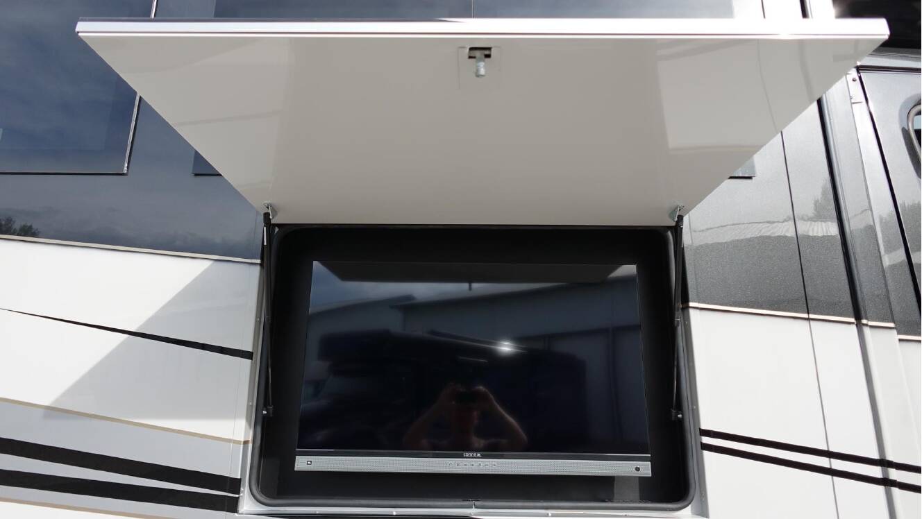 A photo of this 2027 Dynamax GRAND SPORT 45CB