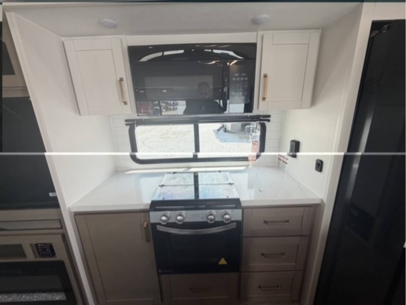 A photo of this 2027 Jayco Eagle 355MBQS