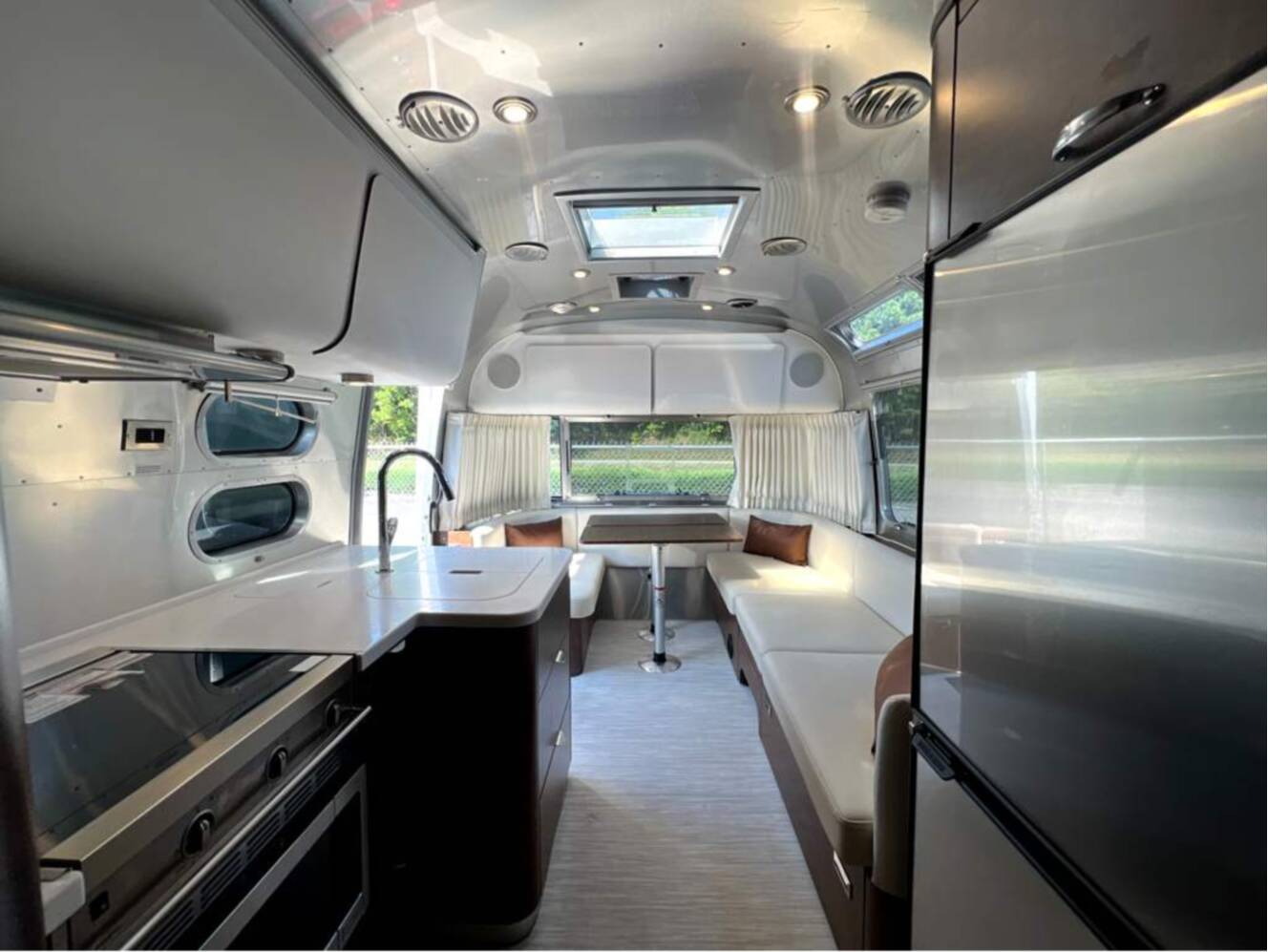 A photo of this 2022 Airstream Globetrotter 25FBT