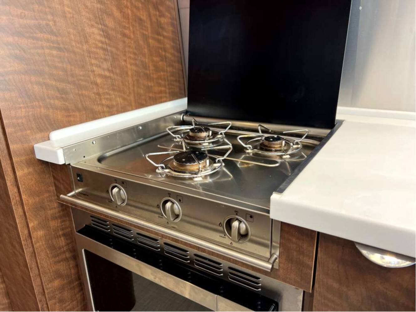 A photo of this 2022 Airstream Globetrotter 25FBT