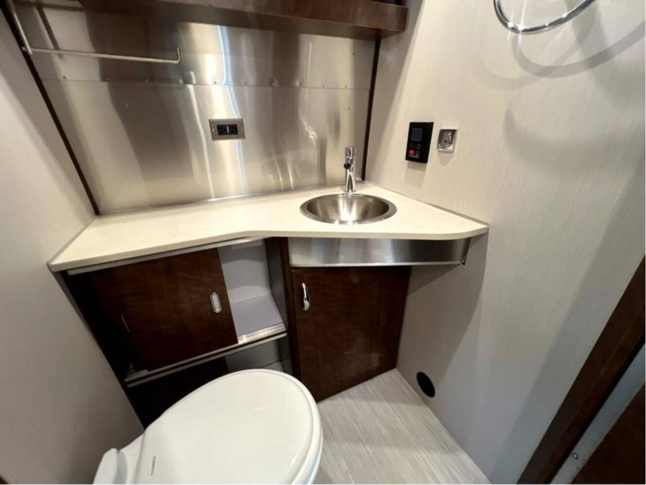 A photo of this 2022 Airstream Globetrotter 25FBT