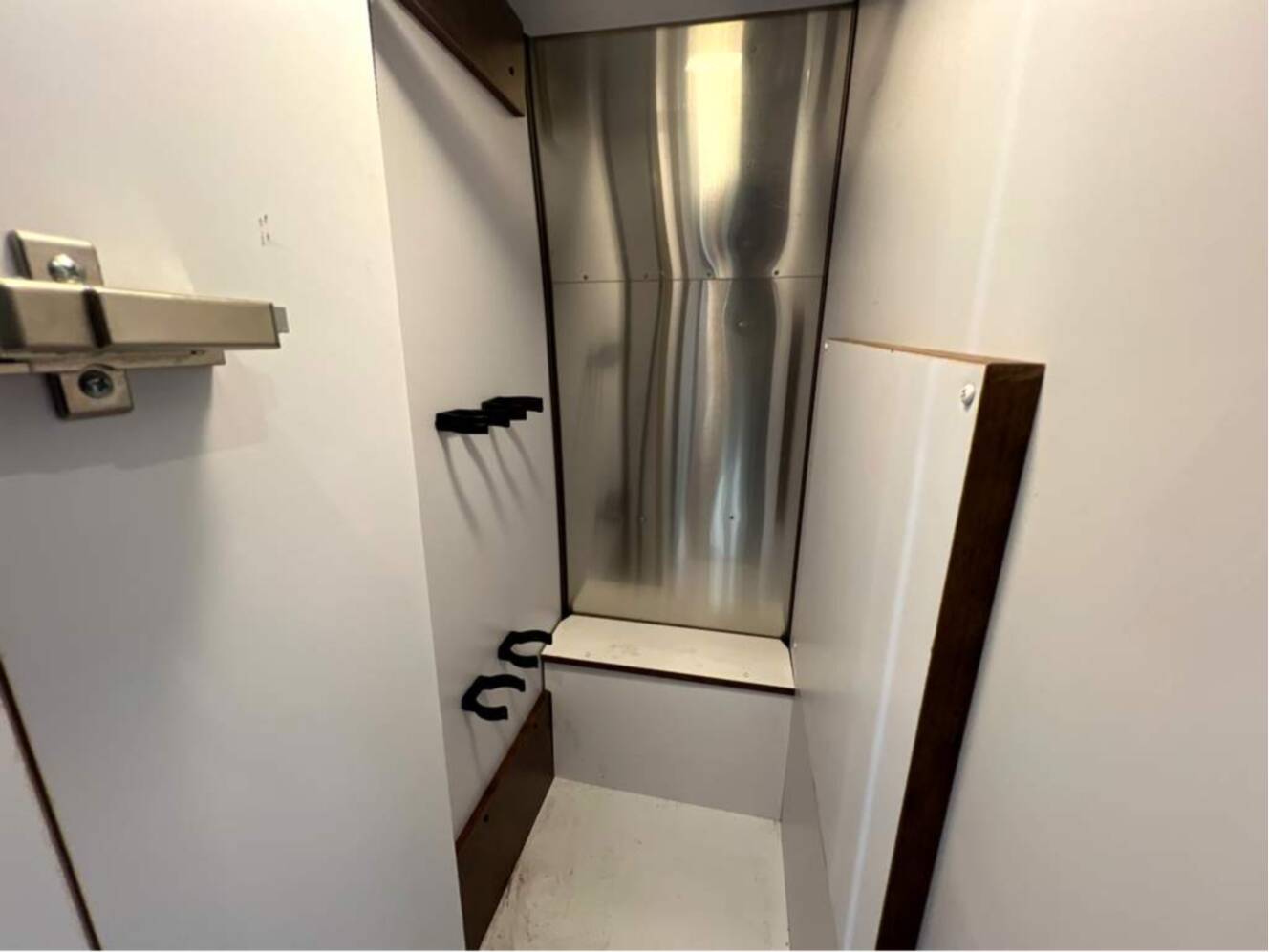 A photo of this 2022 Airstream Globetrotter 25FBT