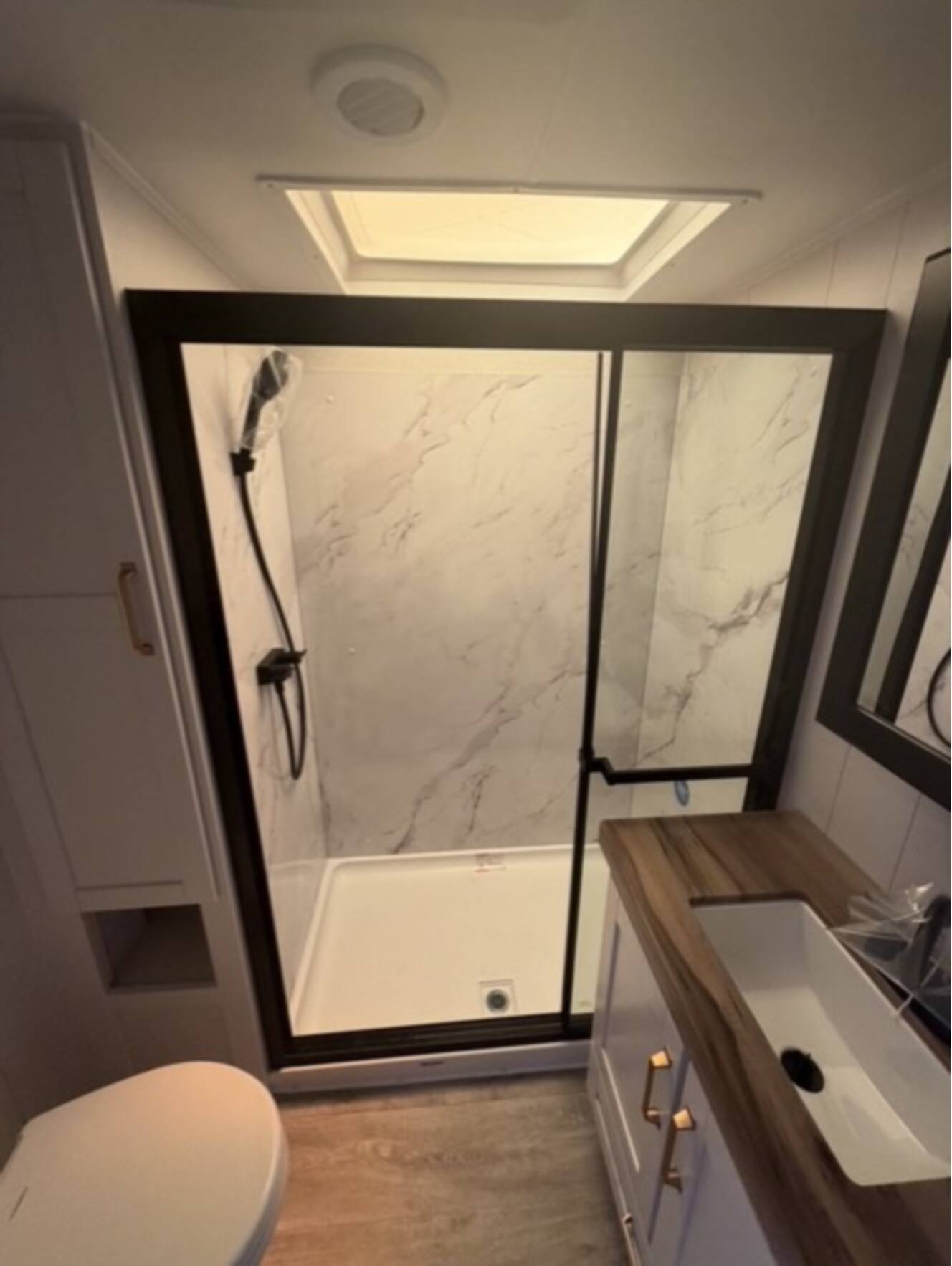 A photo of this 2027 Jayco Eagle 355MBQS