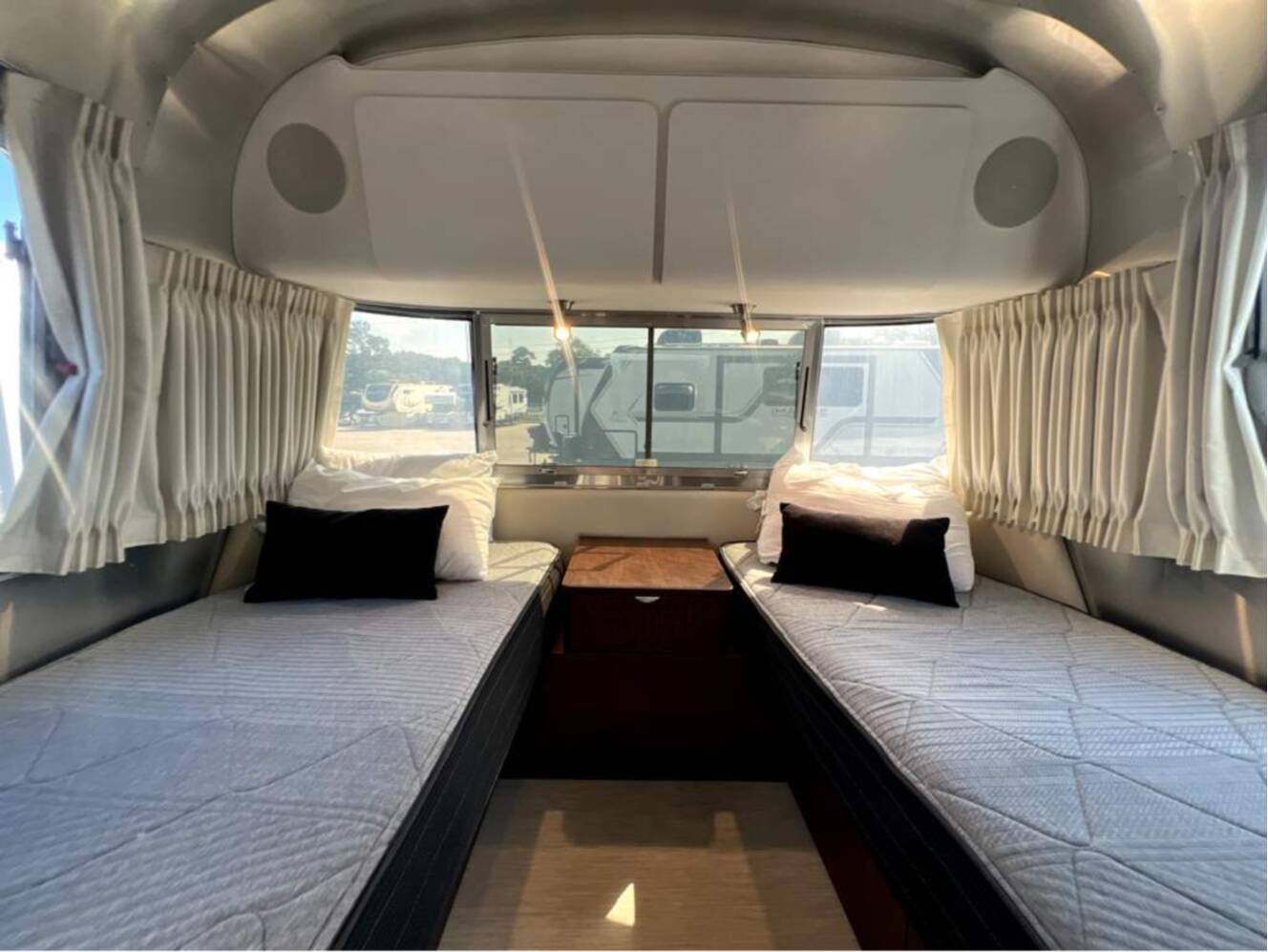 A photo of this 2022 Airstream Globetrotter 25FBT