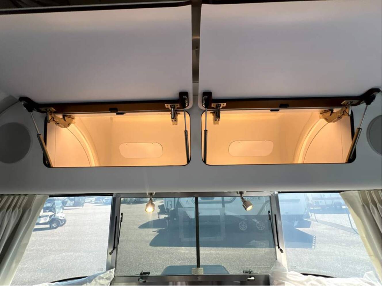 A photo of this 2022 Airstream Globetrotter 25FBT