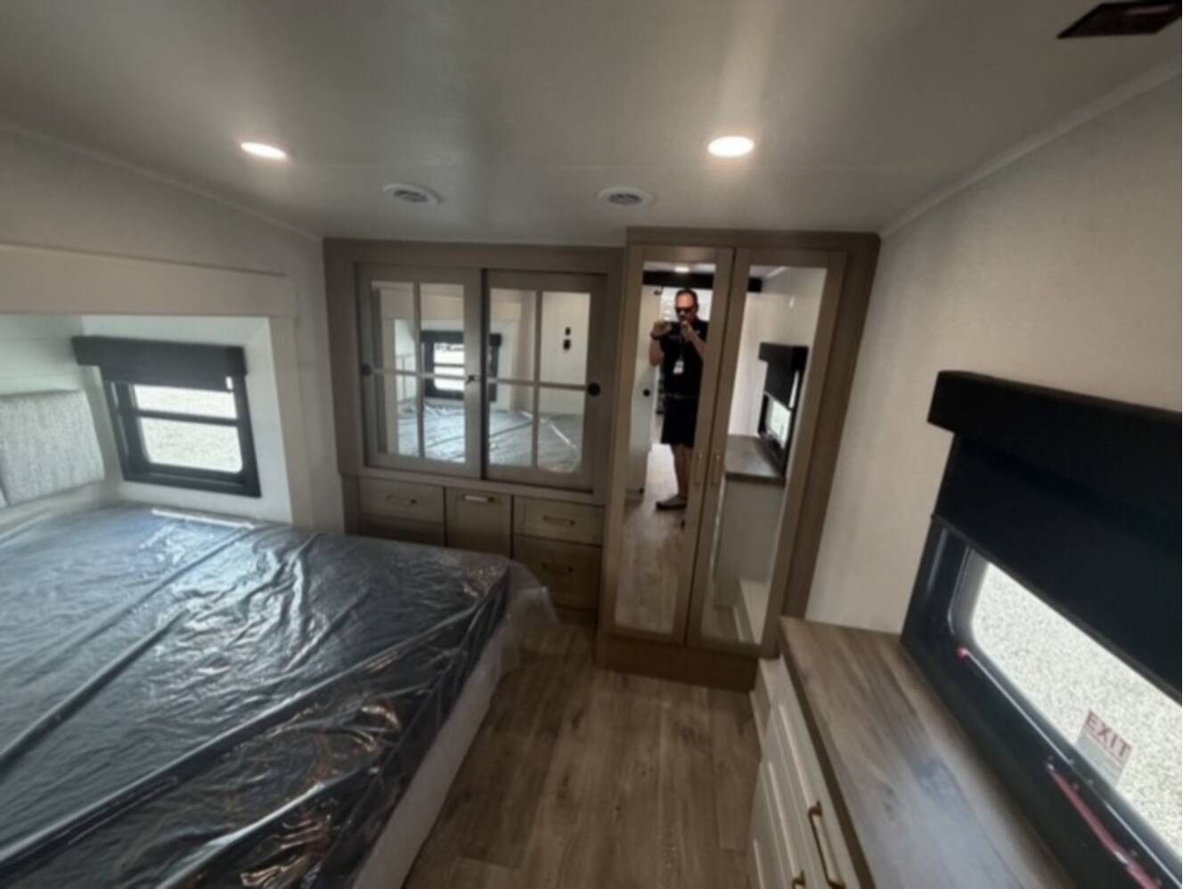 A photo of this 2027 Jayco Eagle 355MBQS