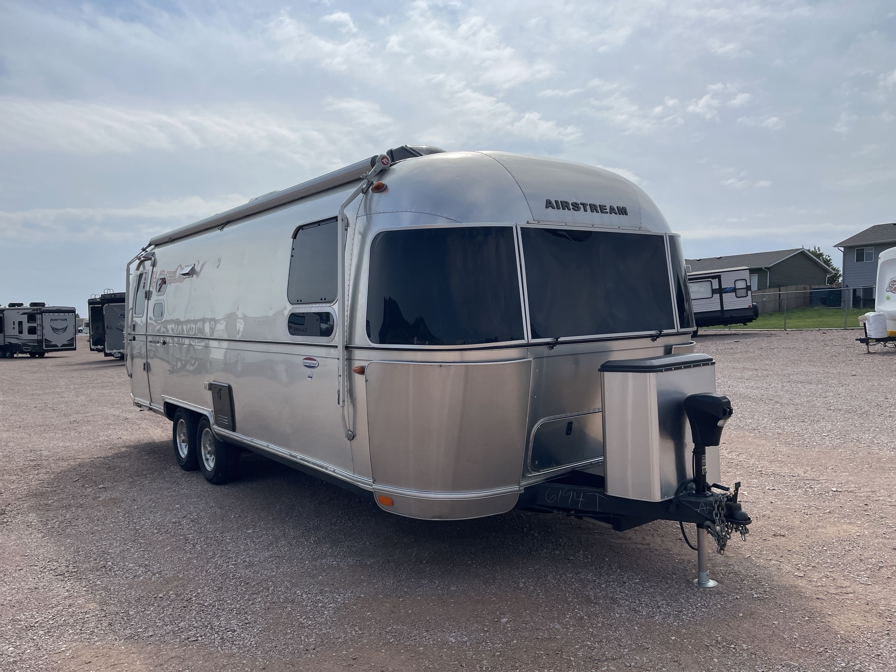 2016 Airstream INTERNATIONAL SERENITY 27FB in summerset SD